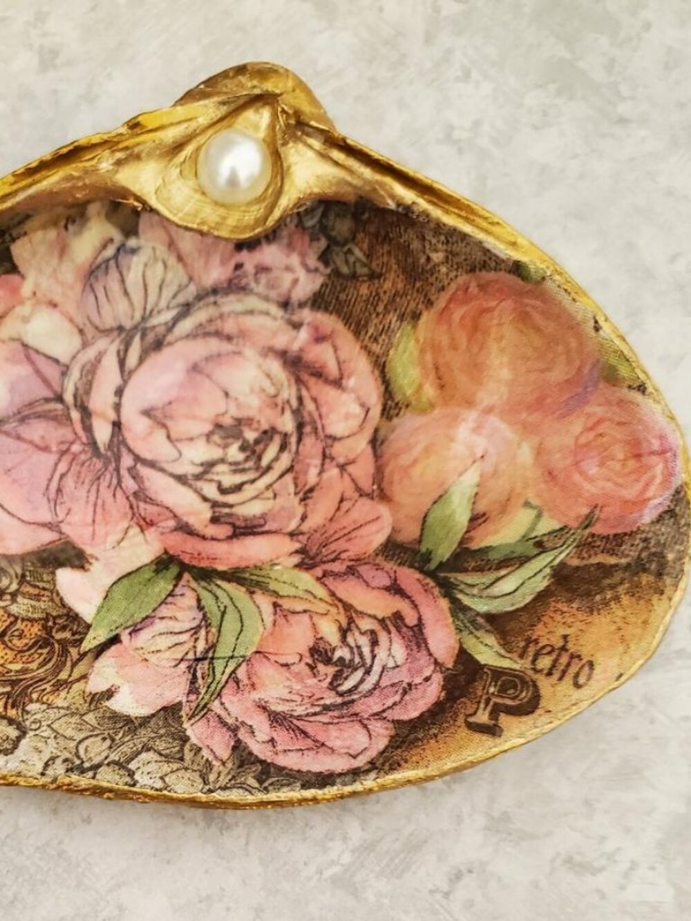 Large Shell Decoupage Flowers Faux Pearls Hand Painted Gold Trim Trinket Dish